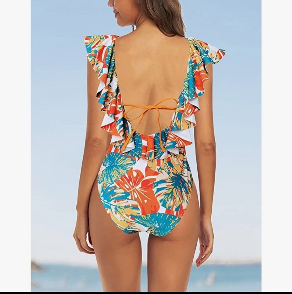 Amazon | One Piece Tropical Swimsuit - Picture 3 of 4
